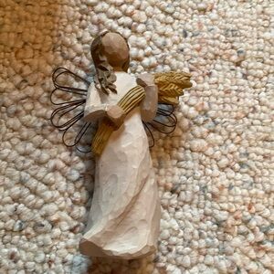 Willow Tree figurine